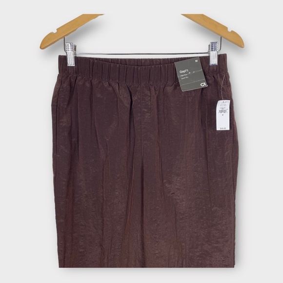 GapFit Lustre Windbreaker Jogger Brown Medium - Picture 4 of 11